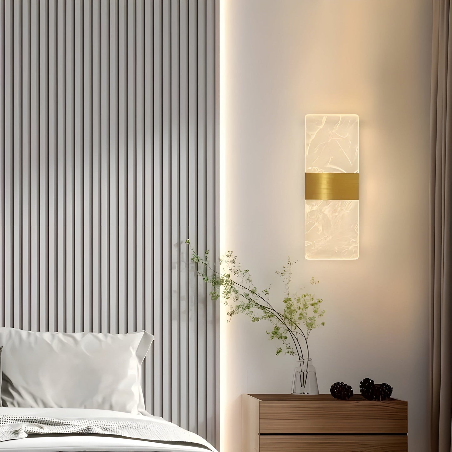 CalmAura | Minimalist Wall Lamp with Acrylic